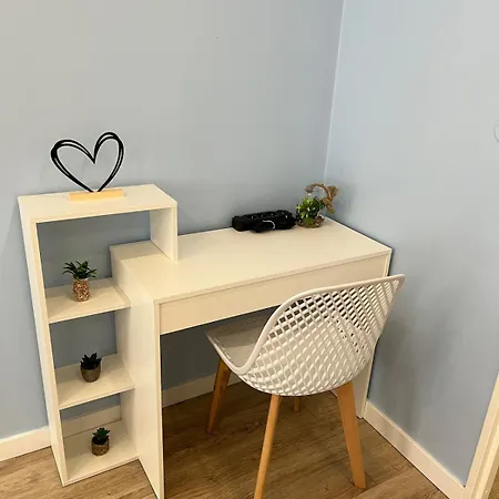 Tommy&dahlia's Place - Cozy 4 People Hawr
